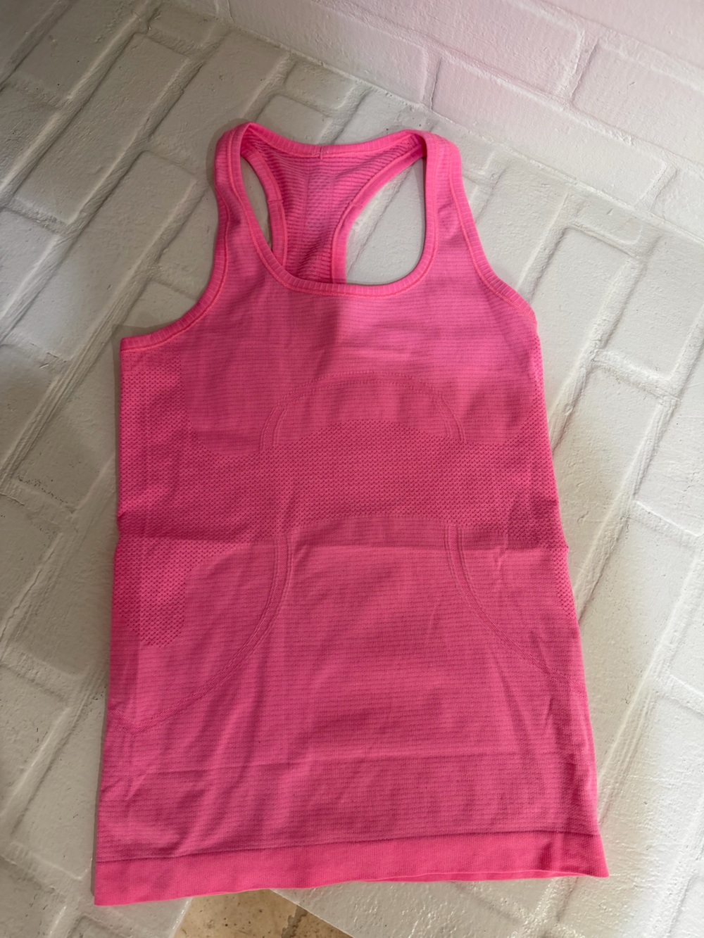 Lululemon swiftly tank